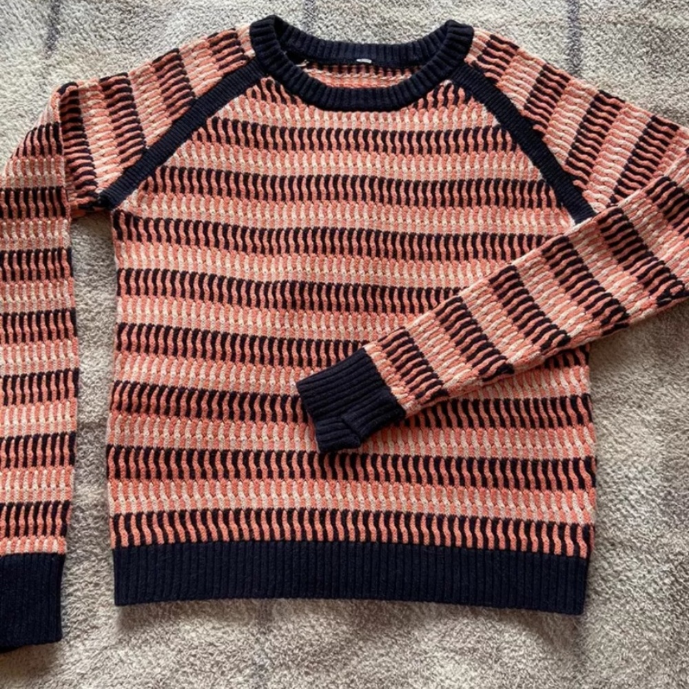 Lululemon Devi crew knit sweater 4 pull over 6